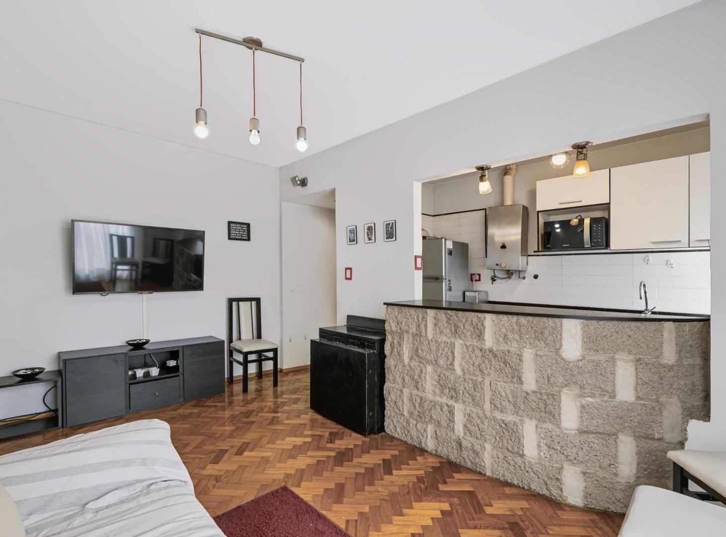 Foto de 2 AMBIENTES | VENTA | V. URQUIZA | PISOS DE MADERA, imagen 4