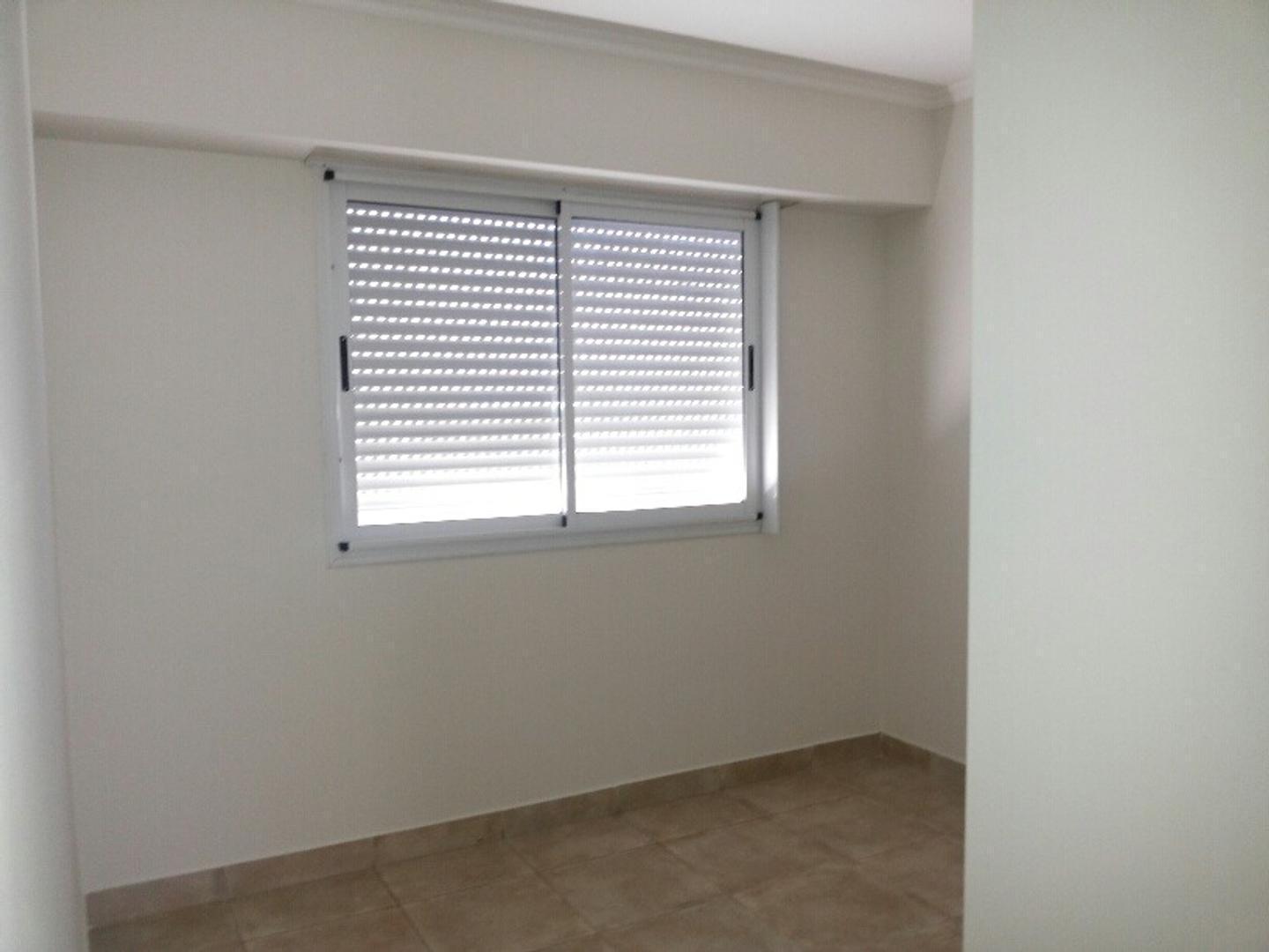 Foto de 2 AMBIENTES | ALQUILER | V. URQUIZA | MUY LUMINOSO, imagen 3