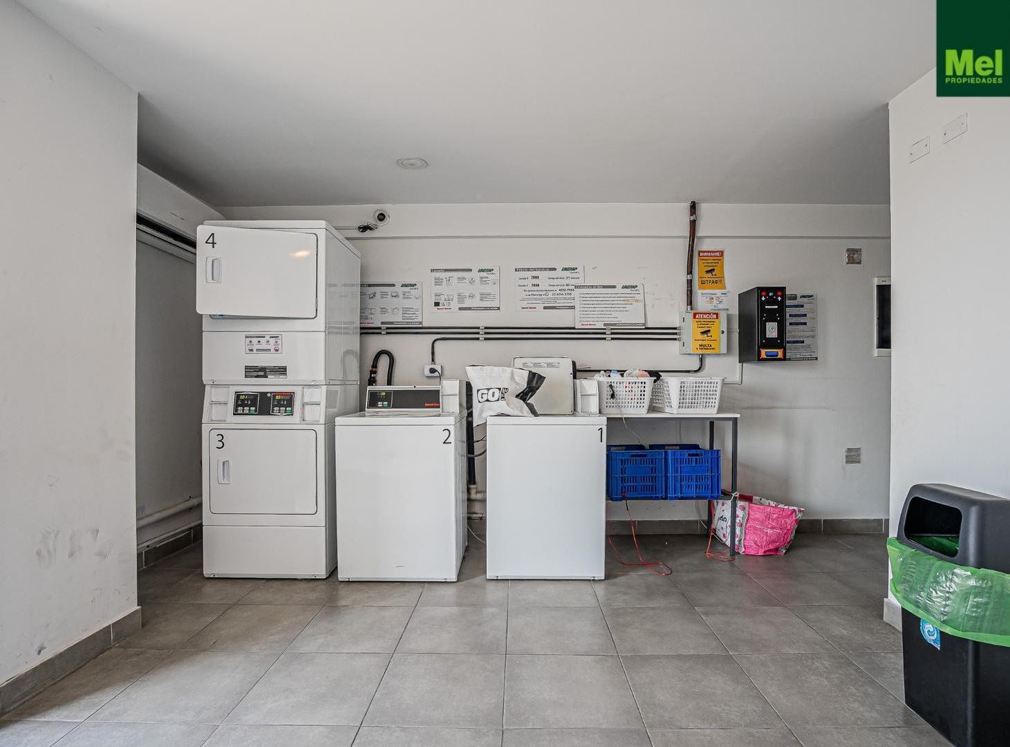 Foto de Monoambiente - Almagro con balcón - Venta, imagen 1
