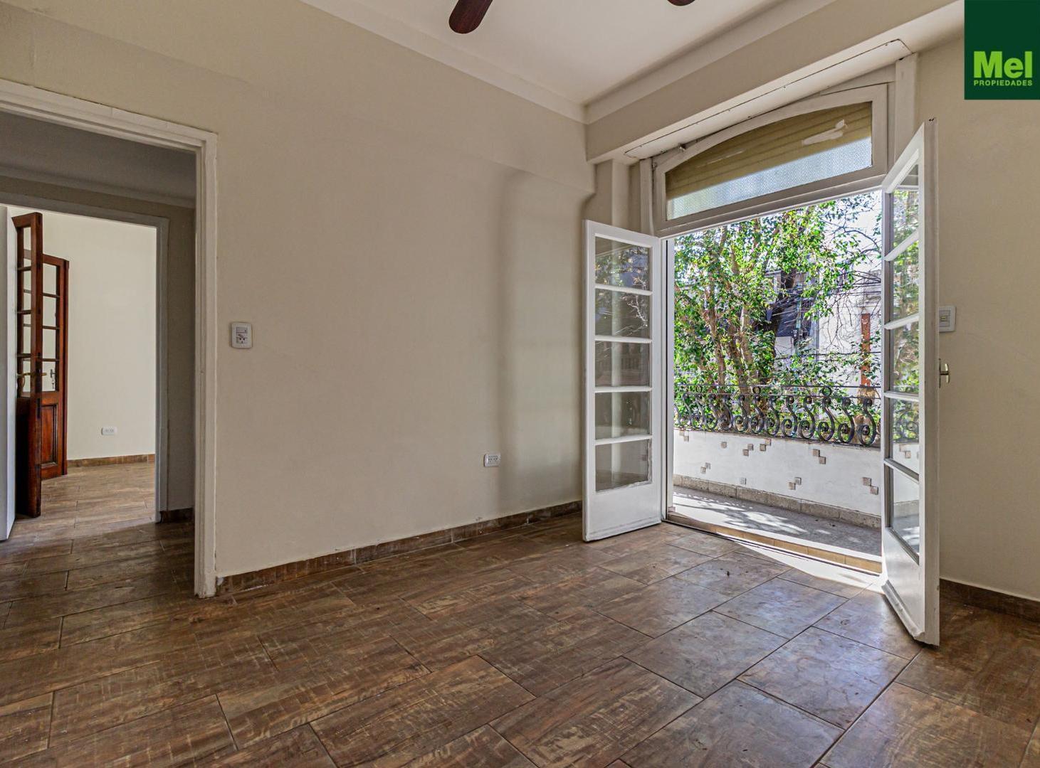 Foto de Departamento 2/3 ambientes l Venta l V. Urquiza, imagen 1