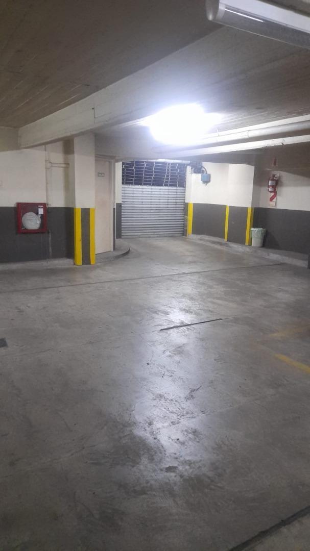 Foto de Cochera Fija y Cubierta en 1er Sub por Montacargas, imagen 2