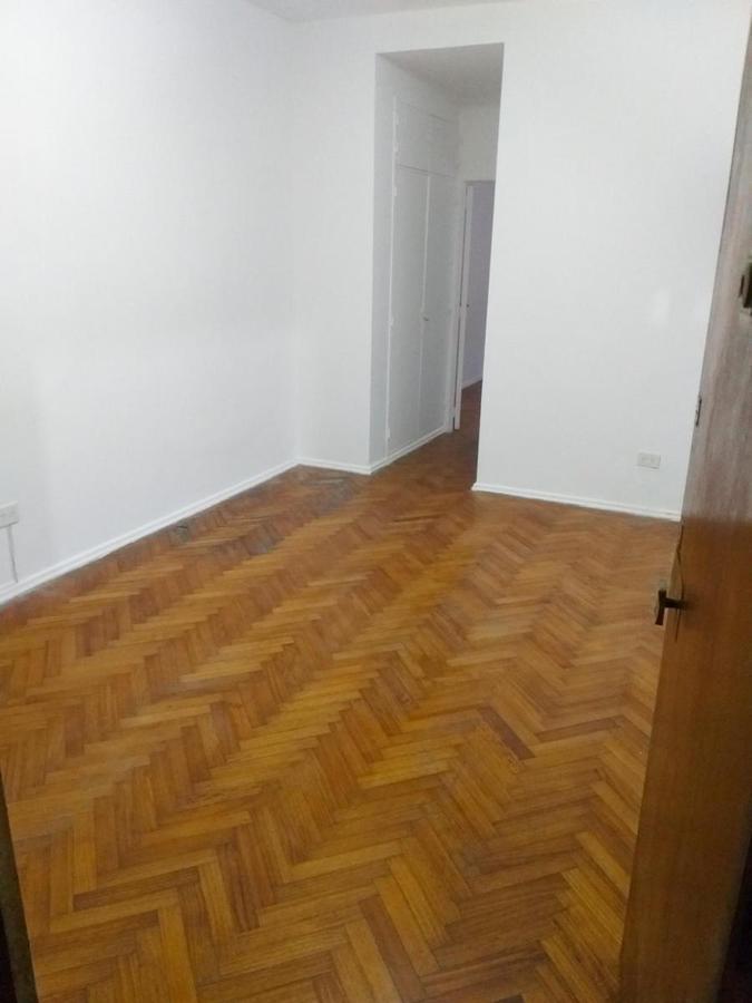 Venta Depto 2 Ambientes Apto Profesional con Patio Avellaneda Centro. Retasado! Oportunidad! 3