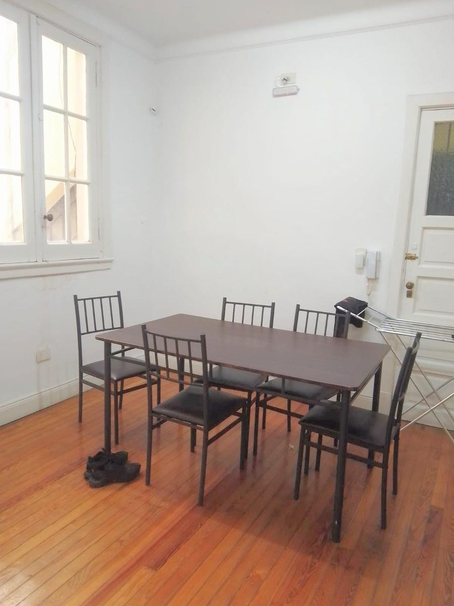 Edificio con 4 Pisos Disponibles Apto Comercial en Microcentro 4