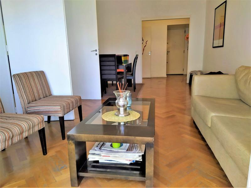 Foto de VENTA Departamento 2 grandes AMBIENTES Barrio norte contrafrente, imagen 3