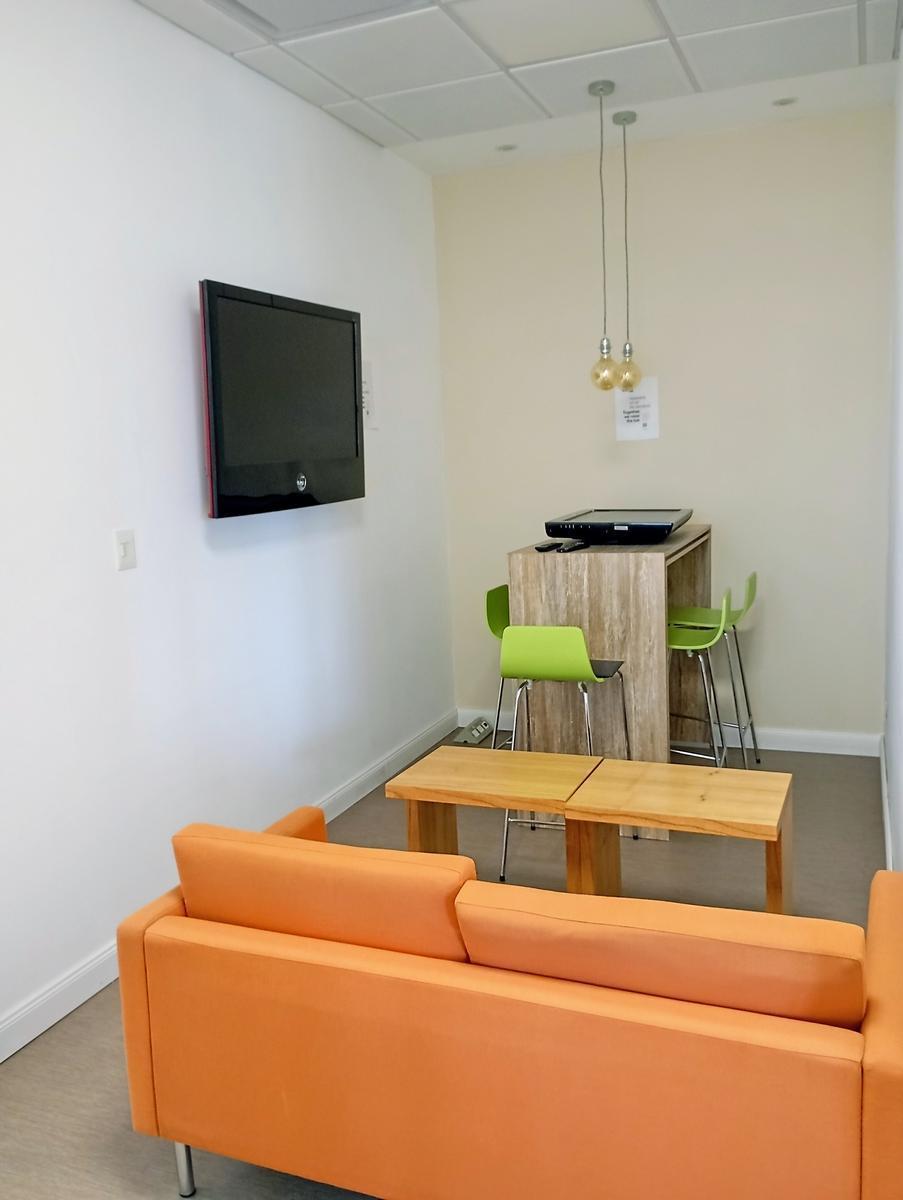Alquiler Oficina Al Rio, 220 m² - 2 Cocheras 1