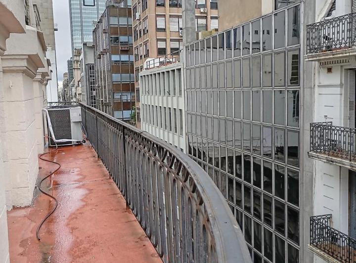 Departamento en  venta OPORTUNIDAD super RECICLADO  bajo de precio Excelente 3