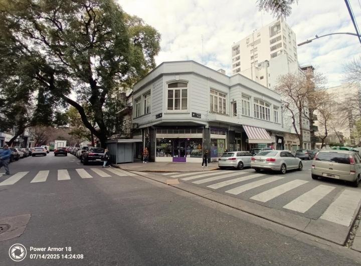 VENTA  PH en Belgrano con LOCALES Y DETALLES UNICOS 2