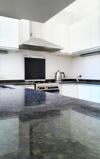 VENTA Piso 11vo Av Callao esq Arenales a nuevo recien pintado Elegante 5