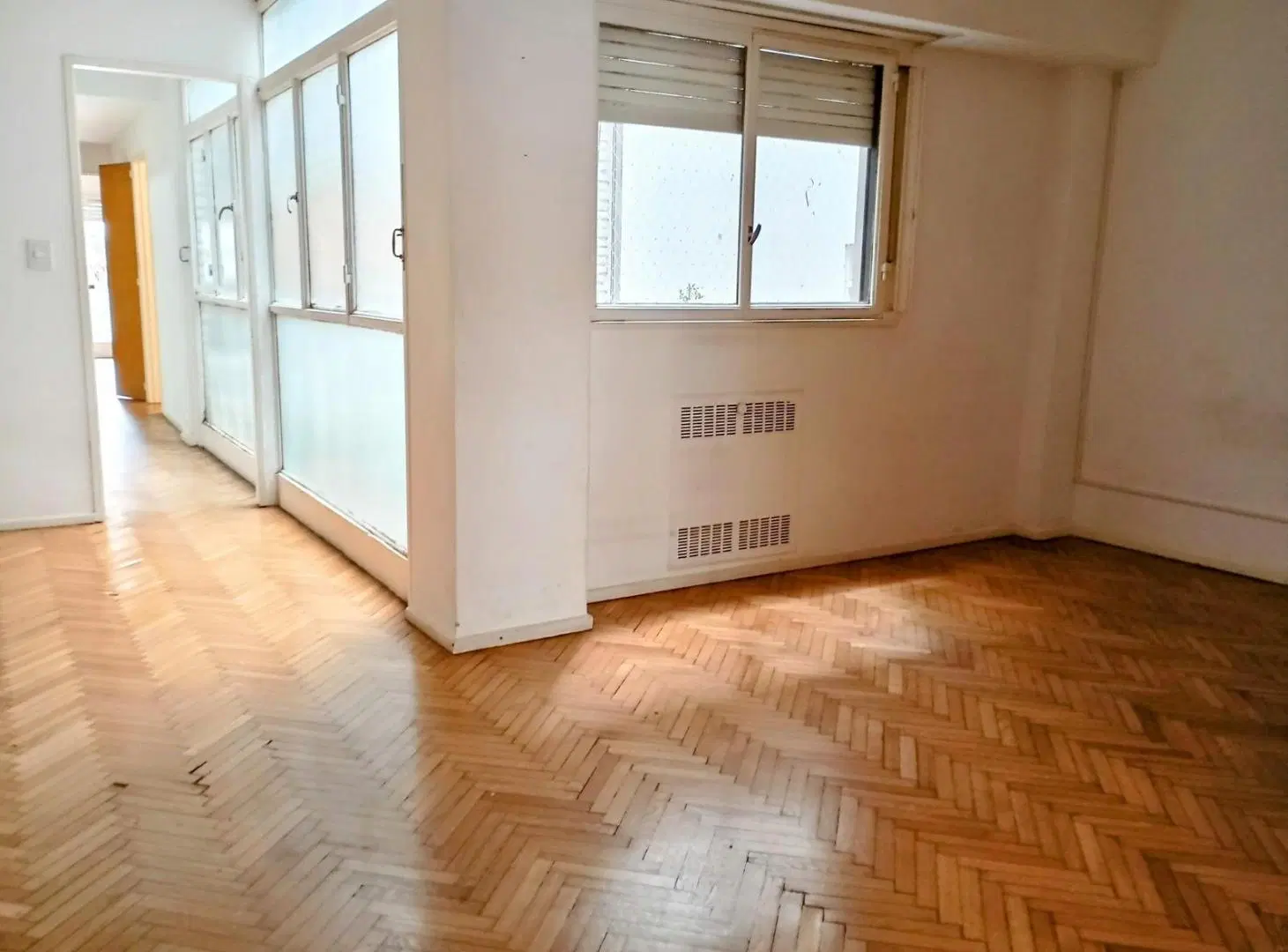 VENTA Departamento Semipiso 4 Ambientes Barrio Norte 3 Dormitorios dependencias Escritorio 4