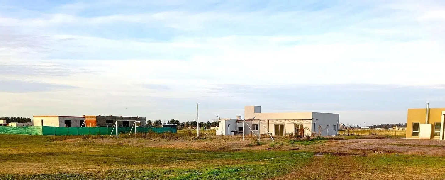 VENTA Lote unico 1735m2 en "3 Pinos" en Barrio EL ESTRIBO Seguridad Para vivir con la naturaleza 3