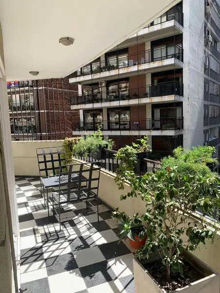 Venta departamento ARROYO 800 Pileta Seg 24hs cochera 3 ambientes (2 Suites) toilette dependencias 4