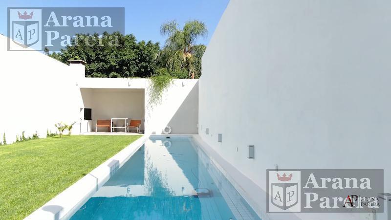 Foto de Venta nueva Casa de 7 SUITES Pileta y Creatividad 5 cocheras moderna de, imagen 1