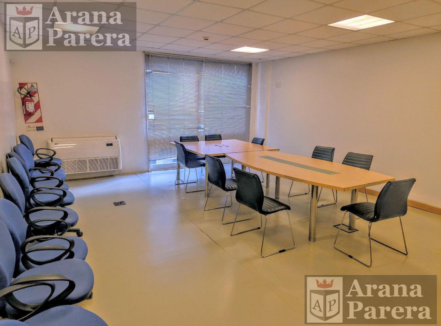 Foto de OFICINA COMERCIAL EN VENTA DE 400M2 1er PISO PALERMO EN EDIFICIO es Av, imagen 2