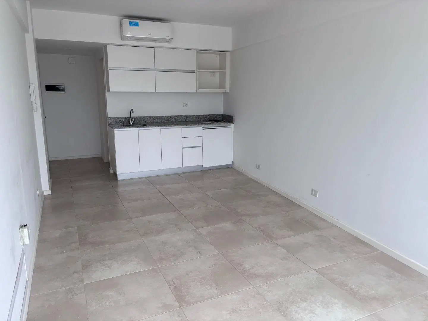MONOAMBIENTE- PISCINA- TERRAZA- SUM 2