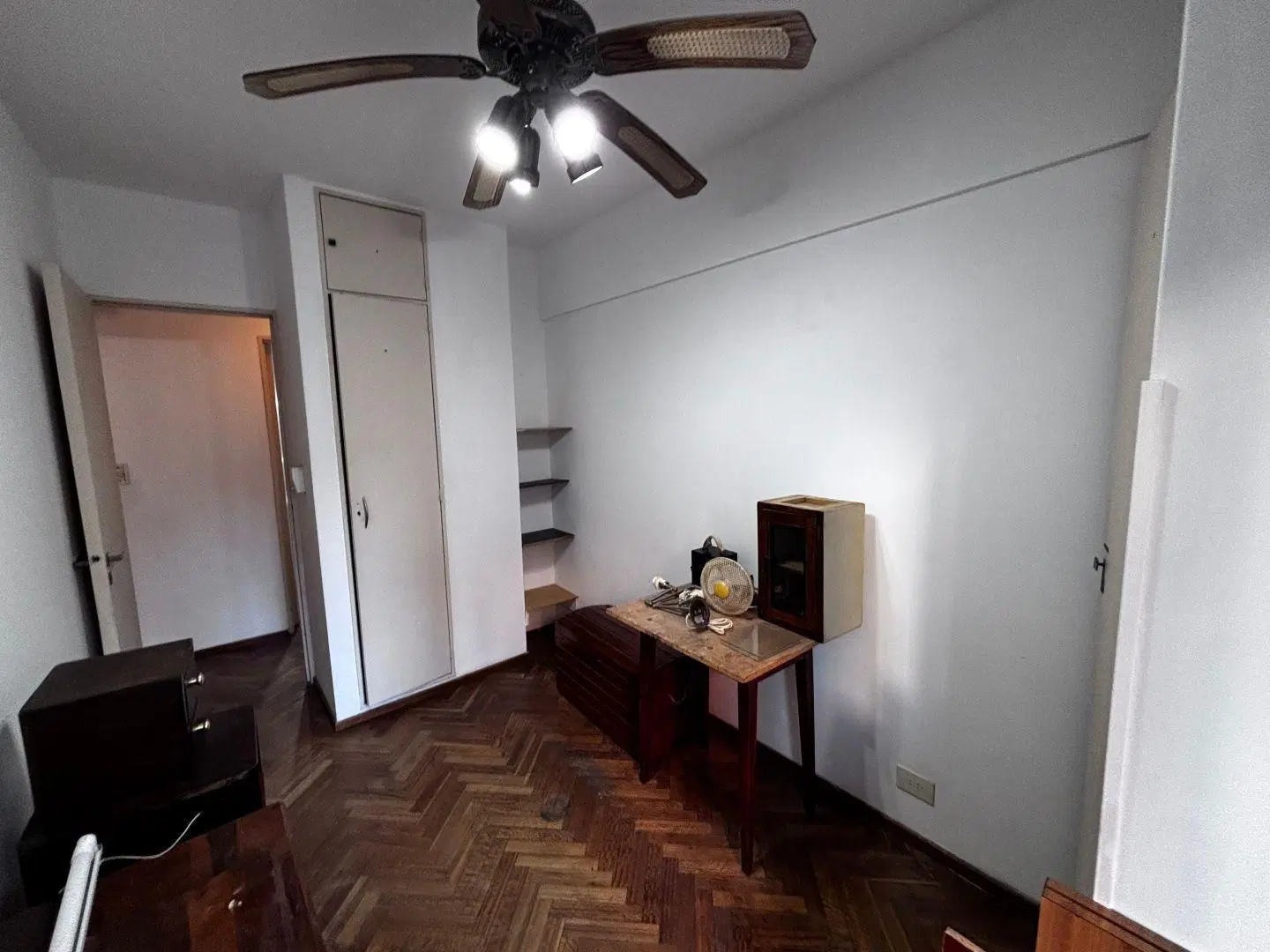 4 AMBIENTES BALCON CORRIDO- OPORTUNIDAD! 5