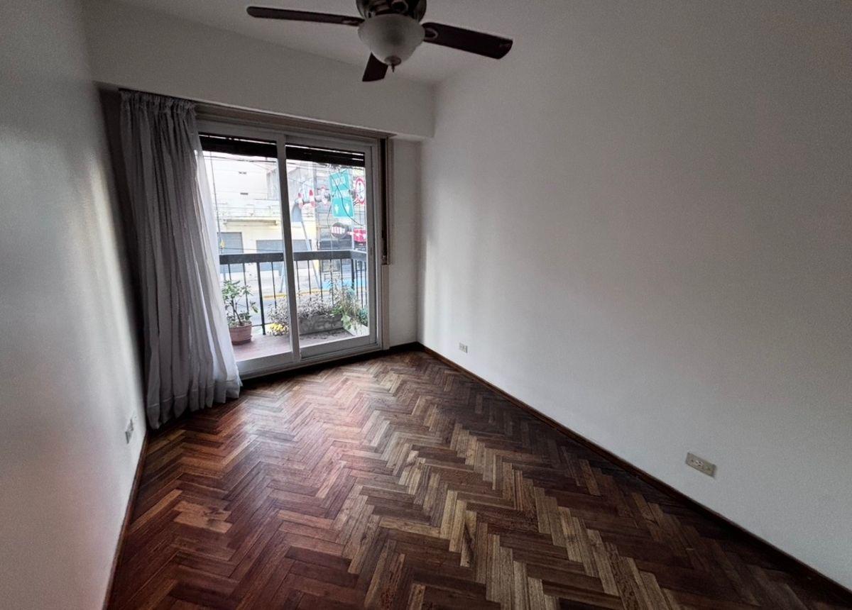 Foto de Departamento de 4 Ambientes con Balcón Corrido al Frente – Colegiales, imagen 2
