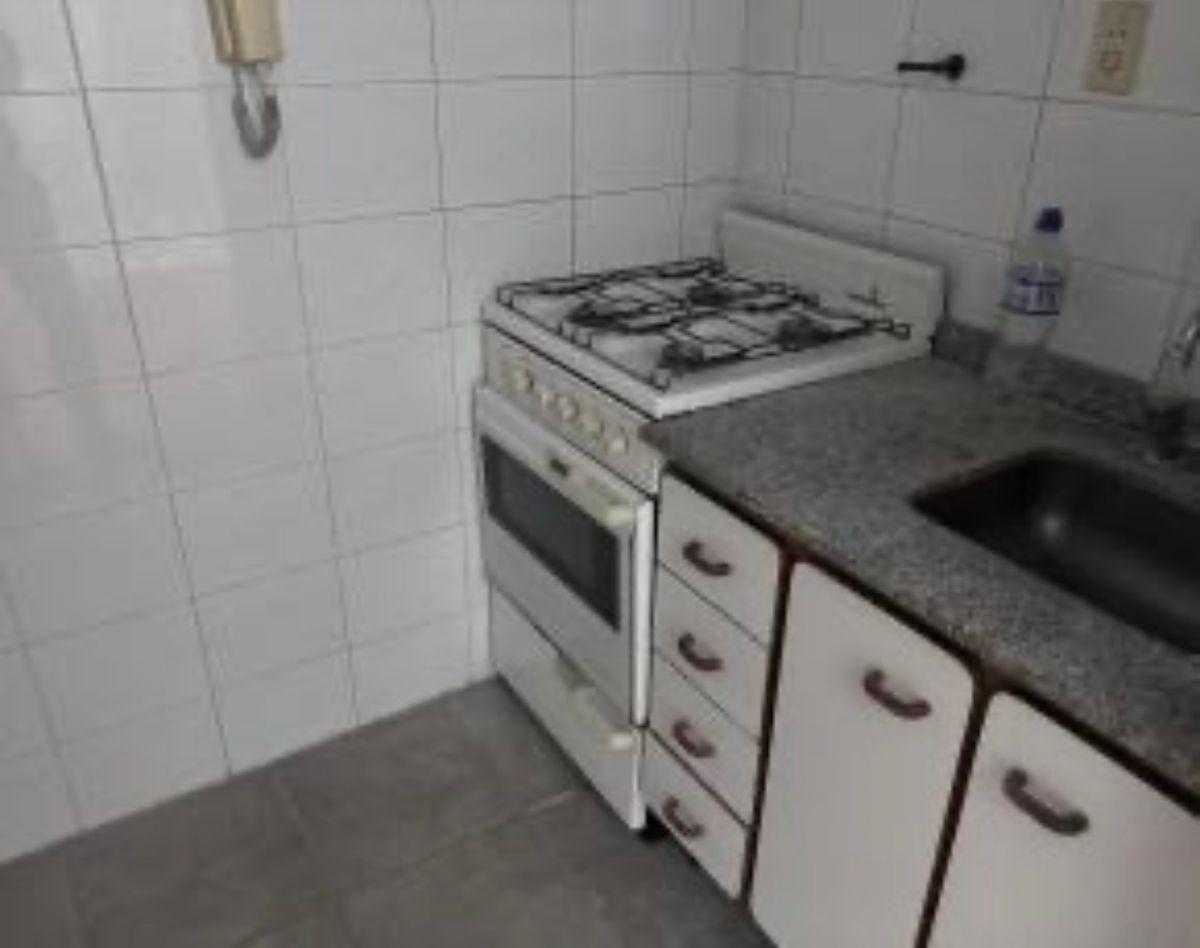 Foto de 2 AMBIENTES EN PISO 12 CON VISTA PANORÁMICA, imagen 1