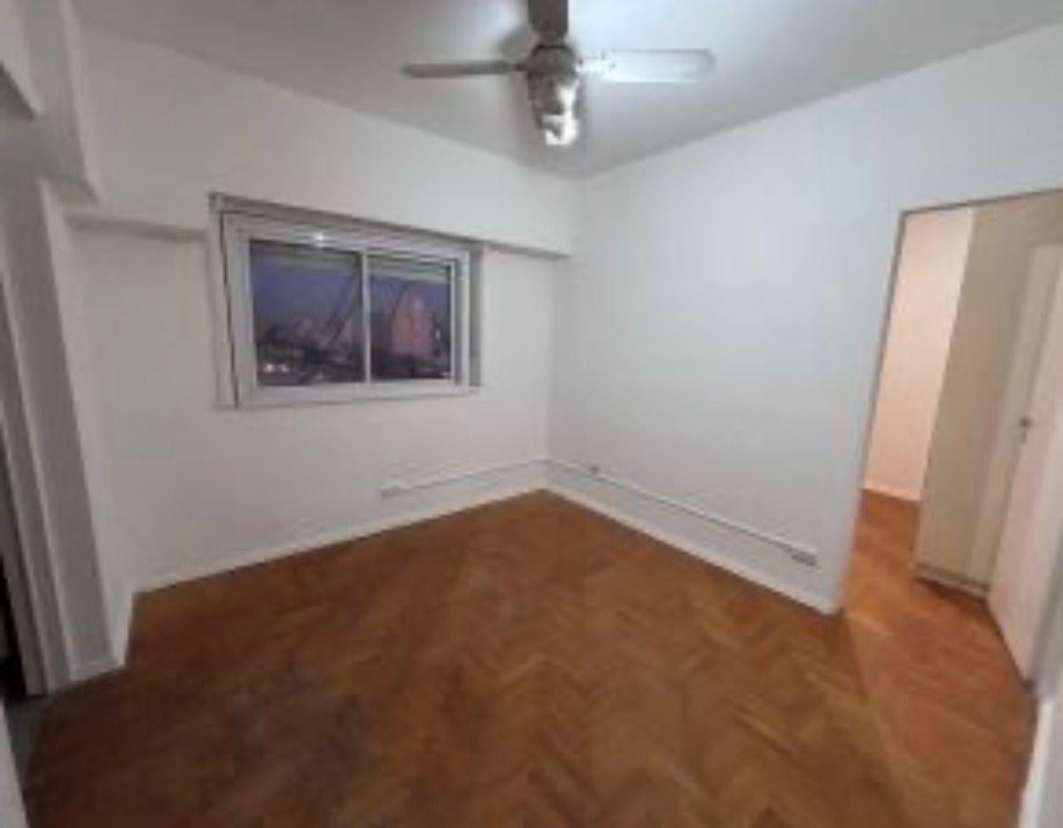 Foto de 2 AMBIENTES EN PISO 12 CON VISTA PANORÁMICA, imagen 2