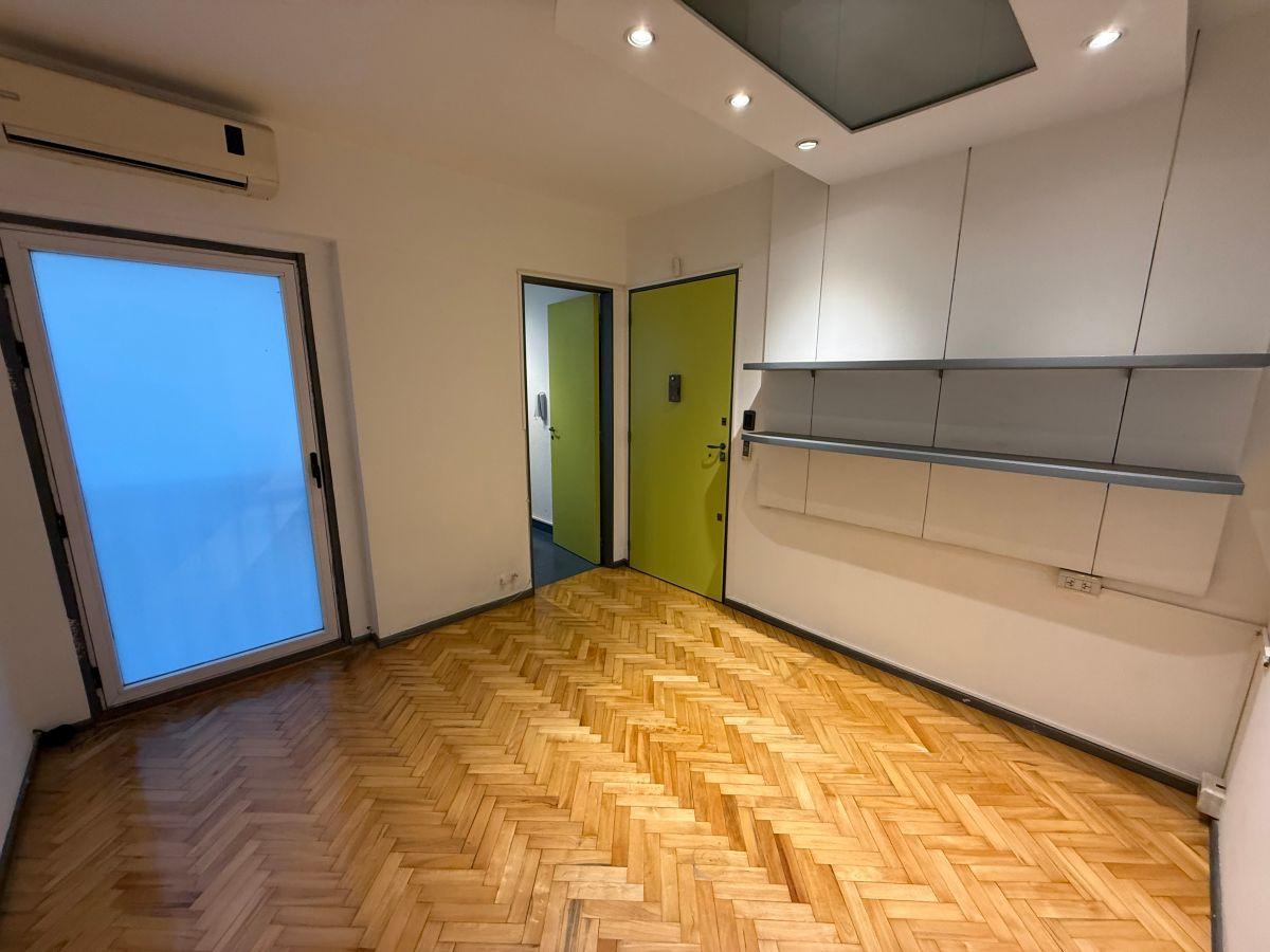 Foto de DEPARTAMENTO 2 AMBIENTES + ESCRITORIO- APTO PROFESIONAL, imagen 4