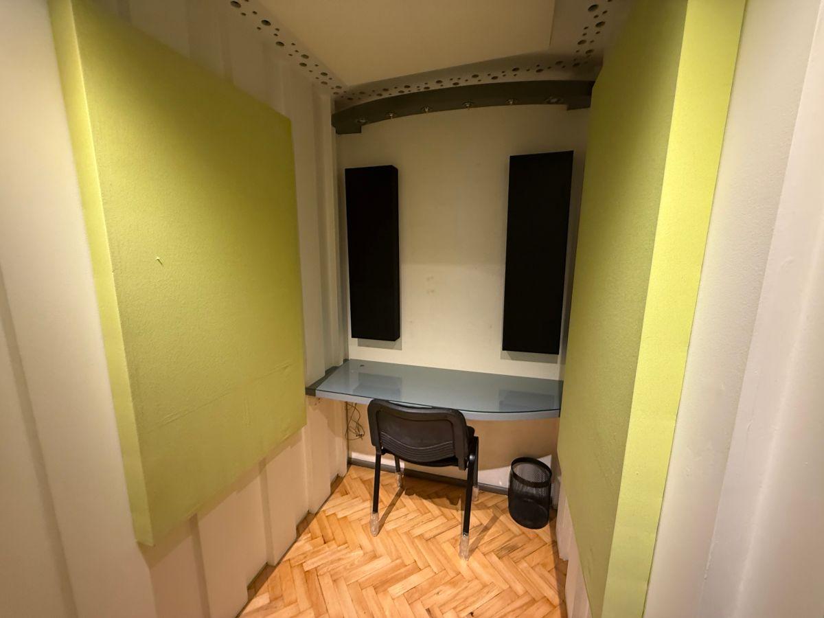 Foto de DEPARTAMENTO 2 AMBIENTES + ESCRITORIO- APTO PROFESIONAL, imagen 2