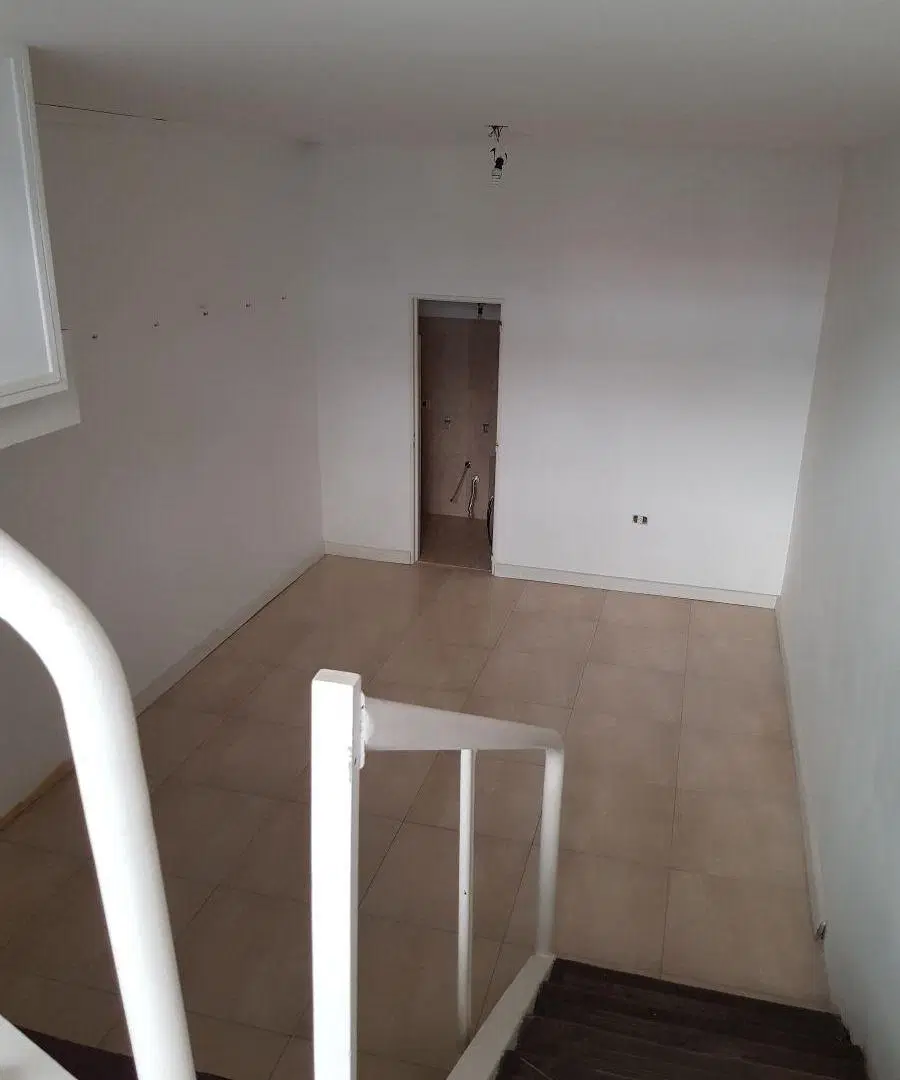 Local de 100 m² en alquiler a metros de Florida 4