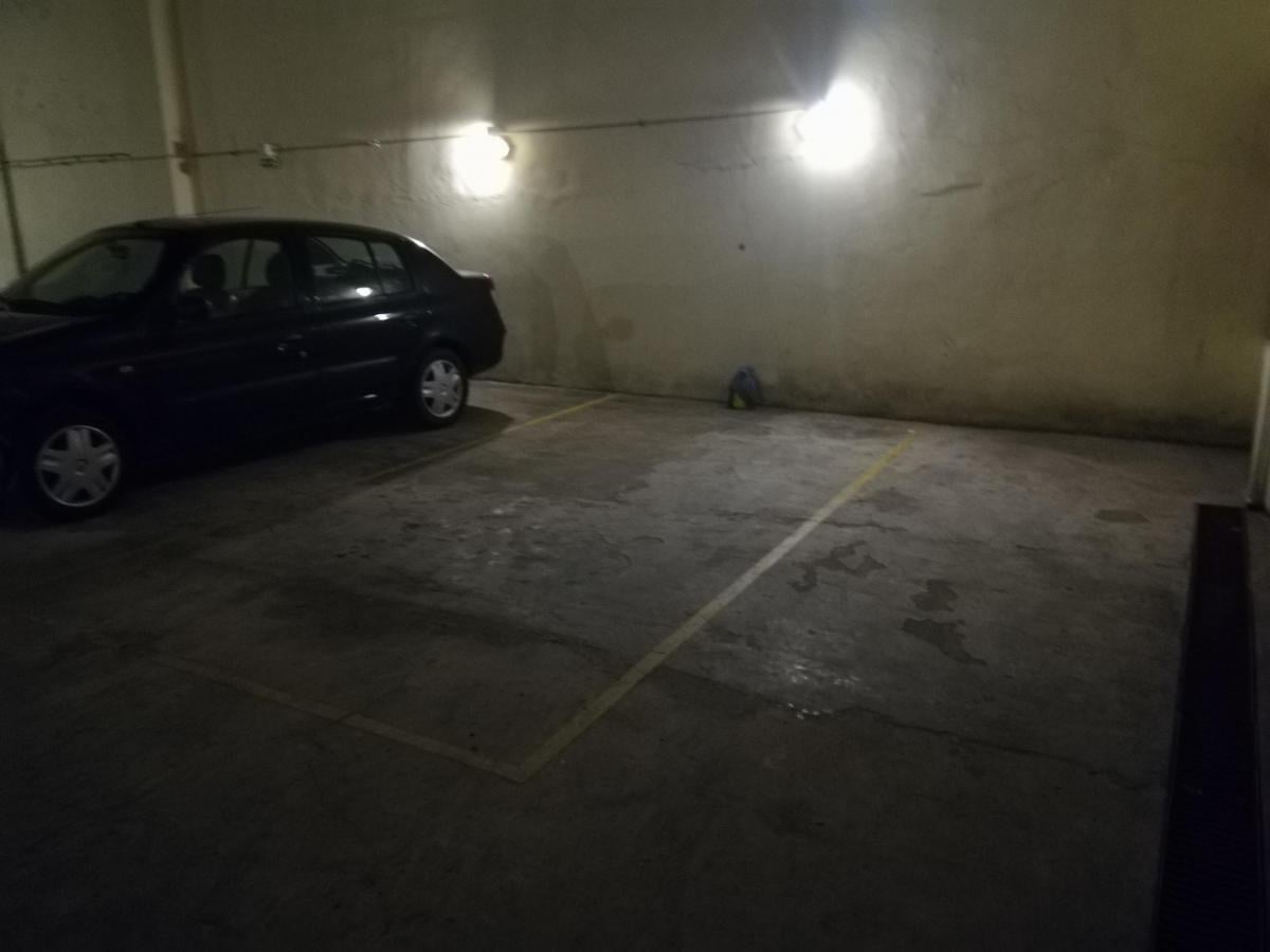 Foto de Cochera fija descubierta - Chacabuco al 900 - San Telmo, imagen 2