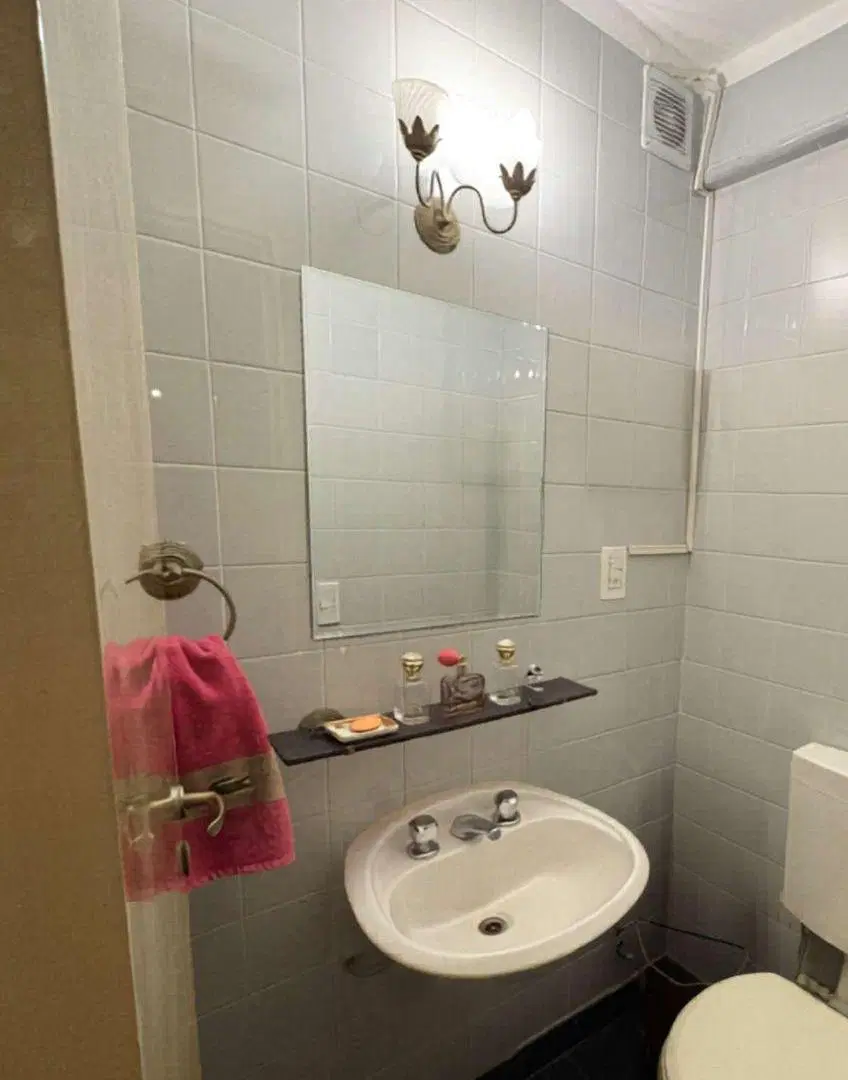Semi piso de 3 amb. con dependencia - Posadas 1200 - Recoleta 5