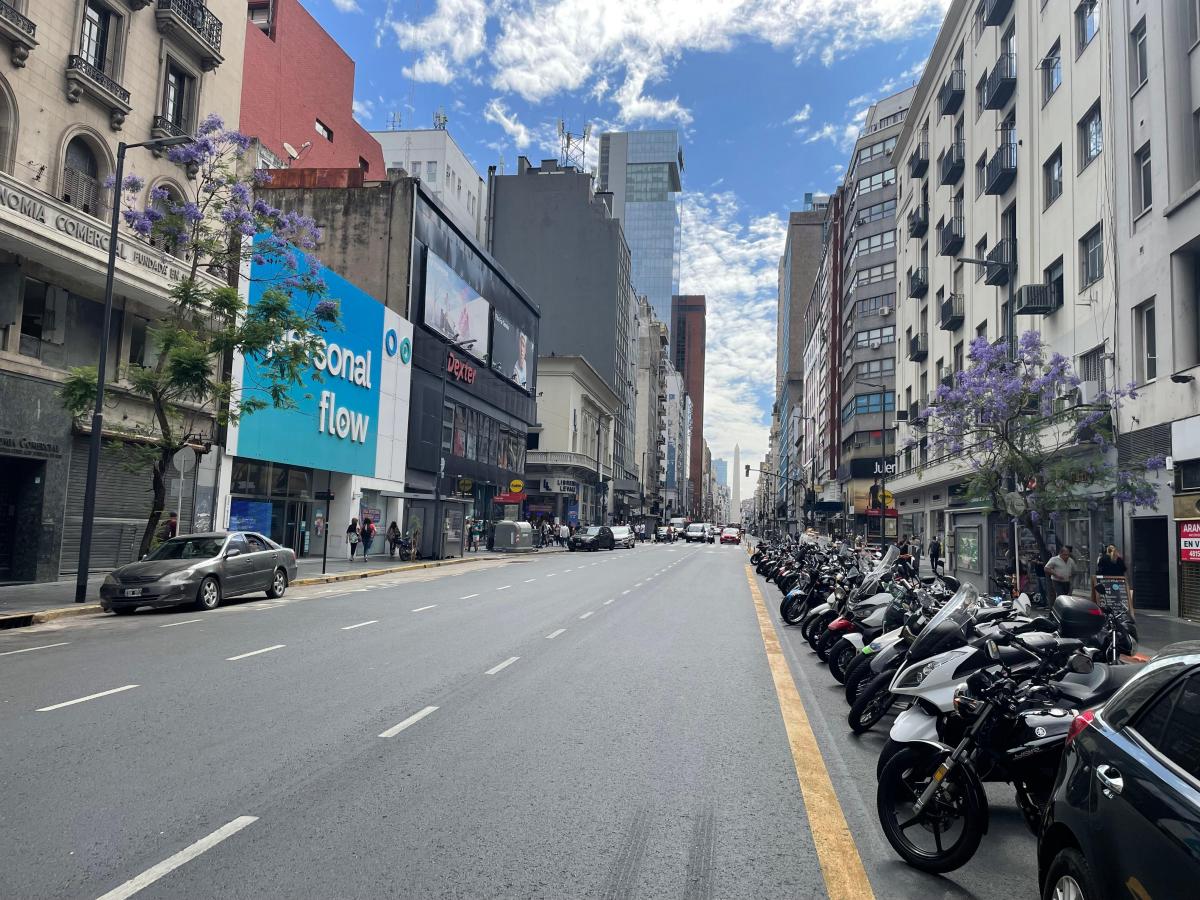 Corrientes y Florida Excelente Oficina 175 m² 4