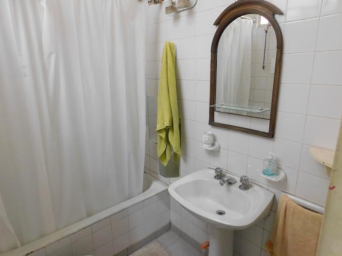 Foto de Uspallata 400 PB Ph 2 ambientes con patio, imagen 3