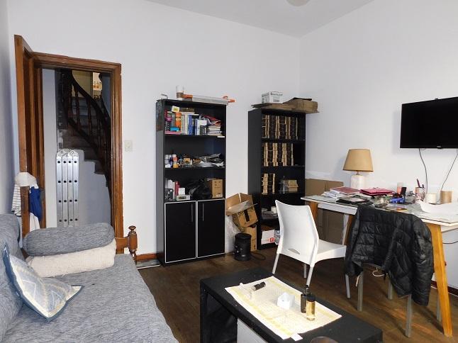 Chacabuco Al 700 - Piso 7 Ambientes con Balcon Al Frente 1