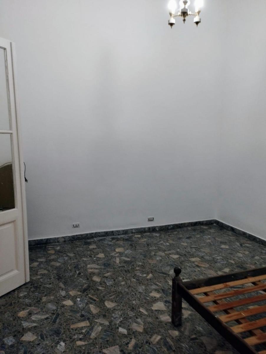 Oportunidad - Luis Sáenz Peña 1300. PH de Tres Ambientes a Reciclar 2