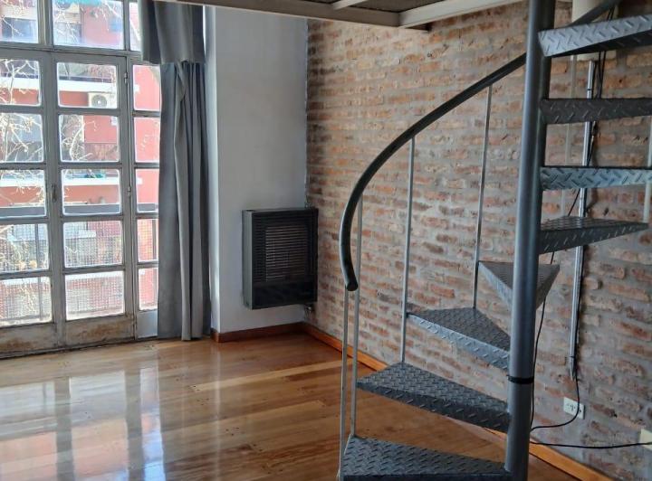 Amenábar 3100 4°- Loft muy luminoso con balcón  3