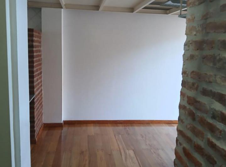 Amenábar 3100 4°- Loft muy luminoso con balcón  2