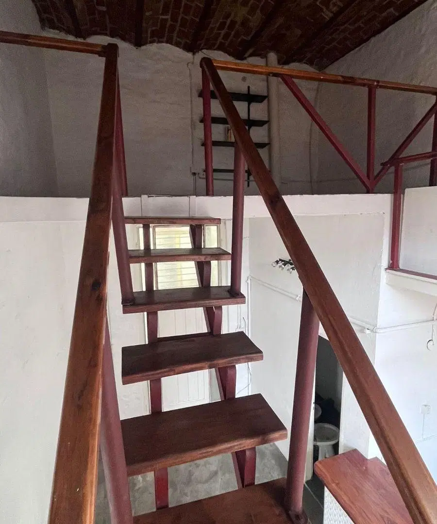 Hermoso Departamento tipo Loft con balcón en Alquiler - Bolívar al 600 2