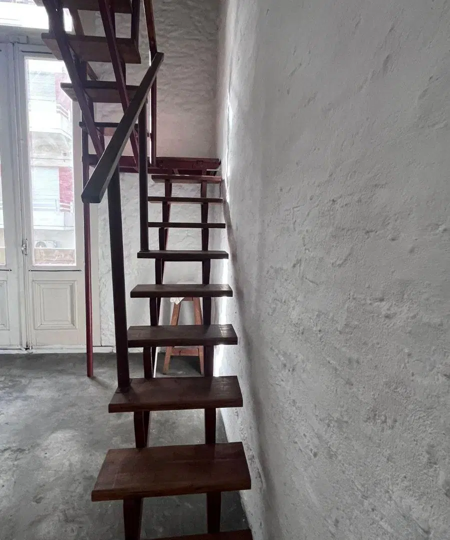Hermoso Departamento tipo Loft con balcón en Alquiler - Bolívar al 600 5