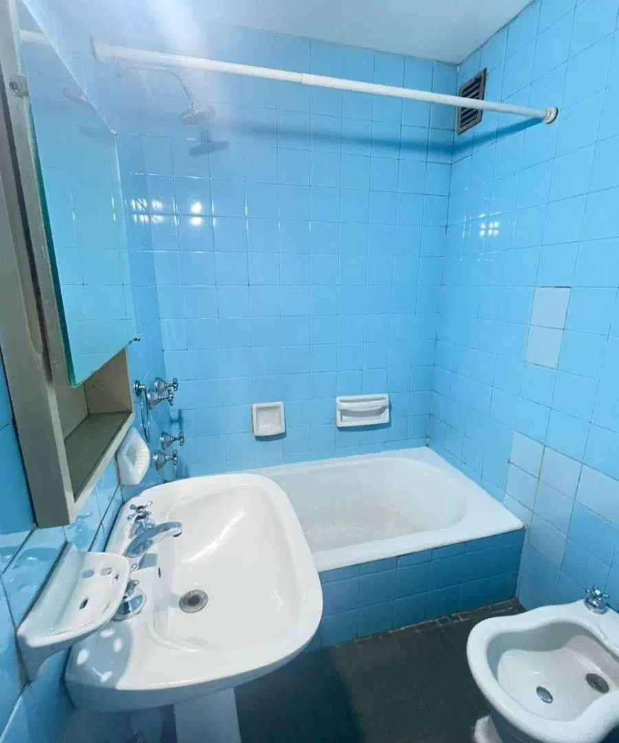 Bonito Monoambiente con Balcón - Maipú 300 3