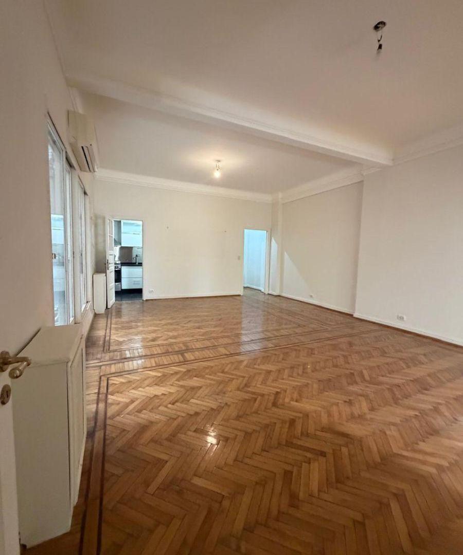 Foto de Libertad Edifico Frances Impecable Alq sin muebles, imagen 2