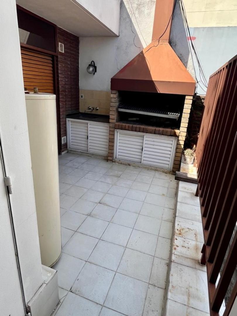 Increible Piso, 200 m² Cubiertos,2 Cocheras y Mucho Mas. 1