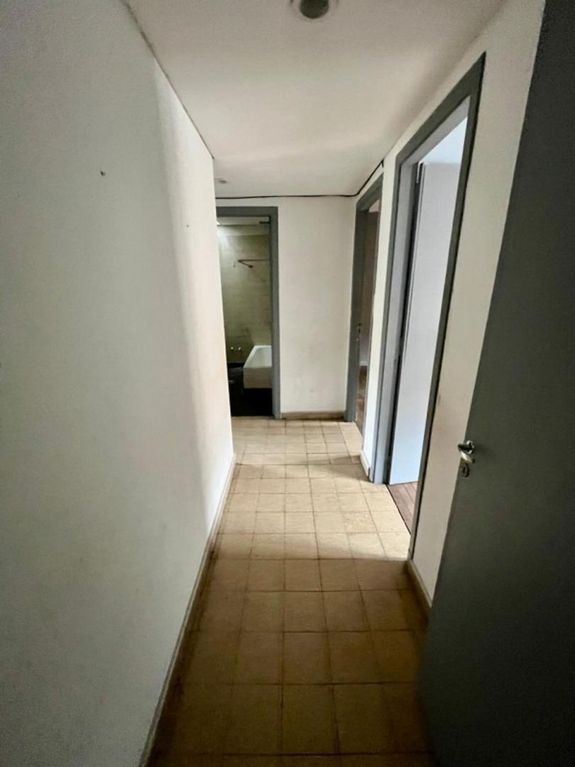 En Block, Dos Locales y Piso Unico 2