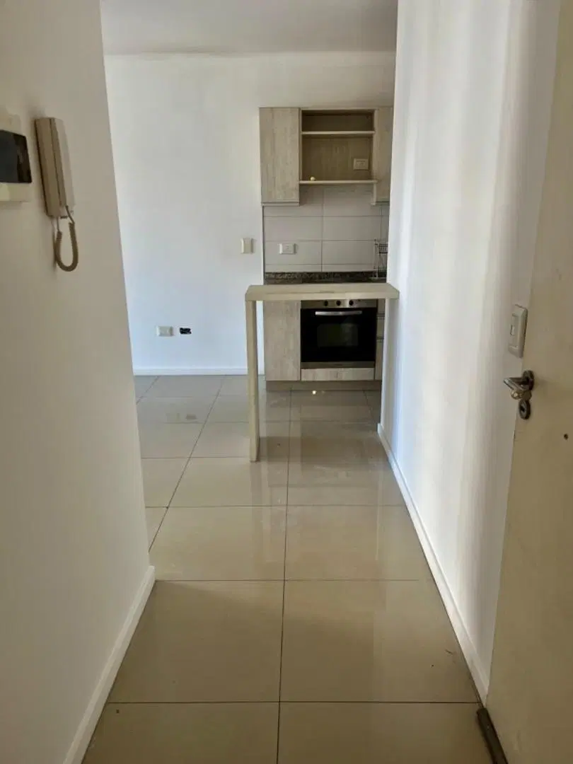EL MEJOR SEMIPISO DE VILLA URQUIZA 4