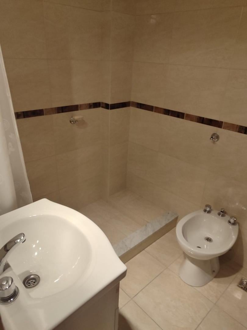 Foto de Totalmente reciclada y super luminosa a mts plaza Devoto, imagen 4