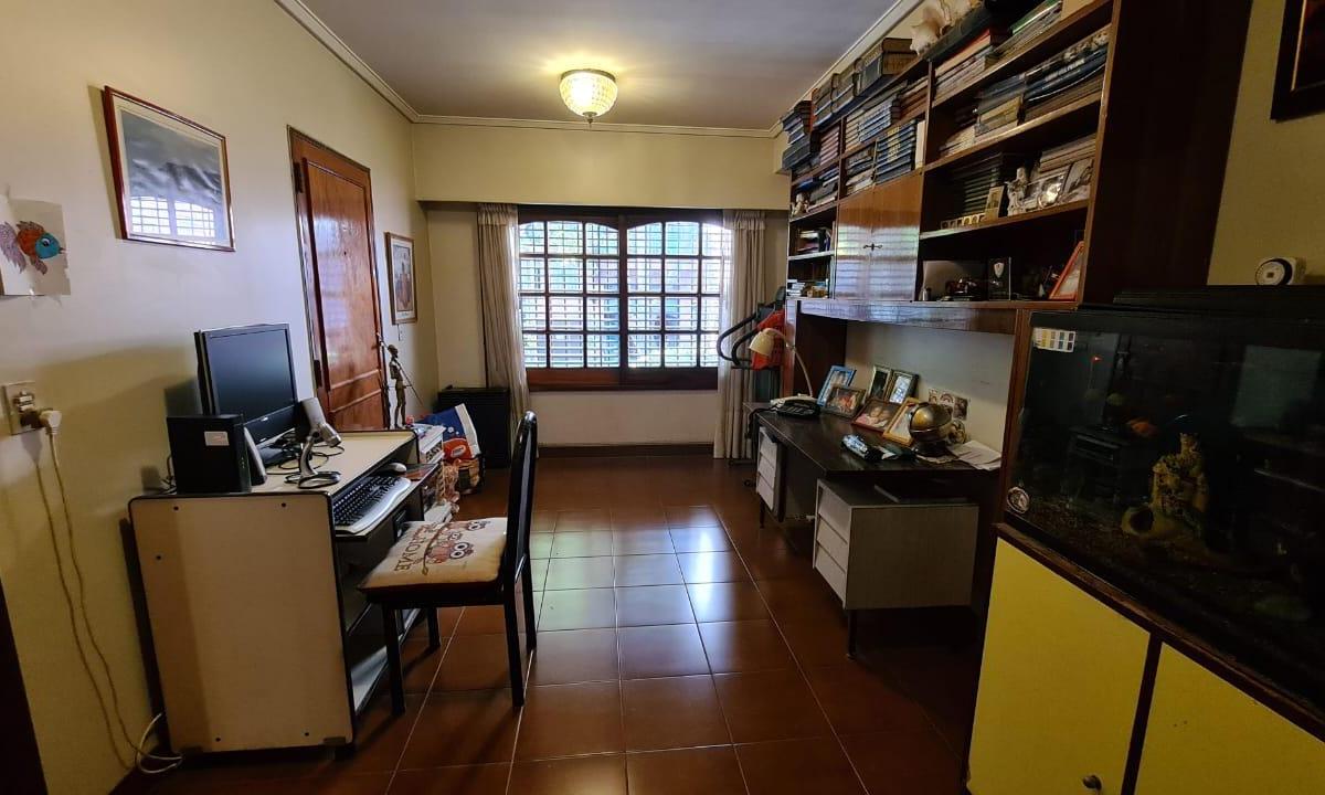 Hermosa Casa 6 Ambientes 3