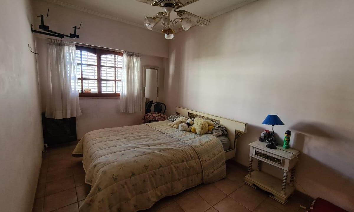 Hermosa Casa 6 Ambientes 1