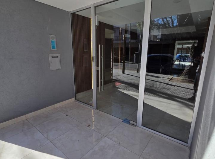 Hermosa oficina a estrenar en Saavedra !! 2