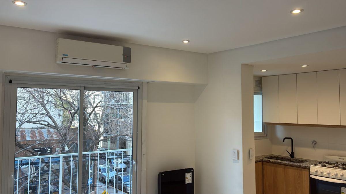 Foto de Impecable departamento 3 ambientes en Caballito !!, imagen 2