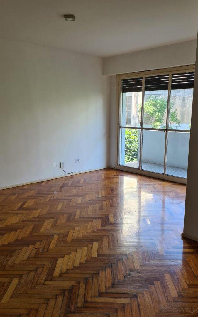 Foto de Muy buen departamento dos ambientes en Abasto !!, imagen 1