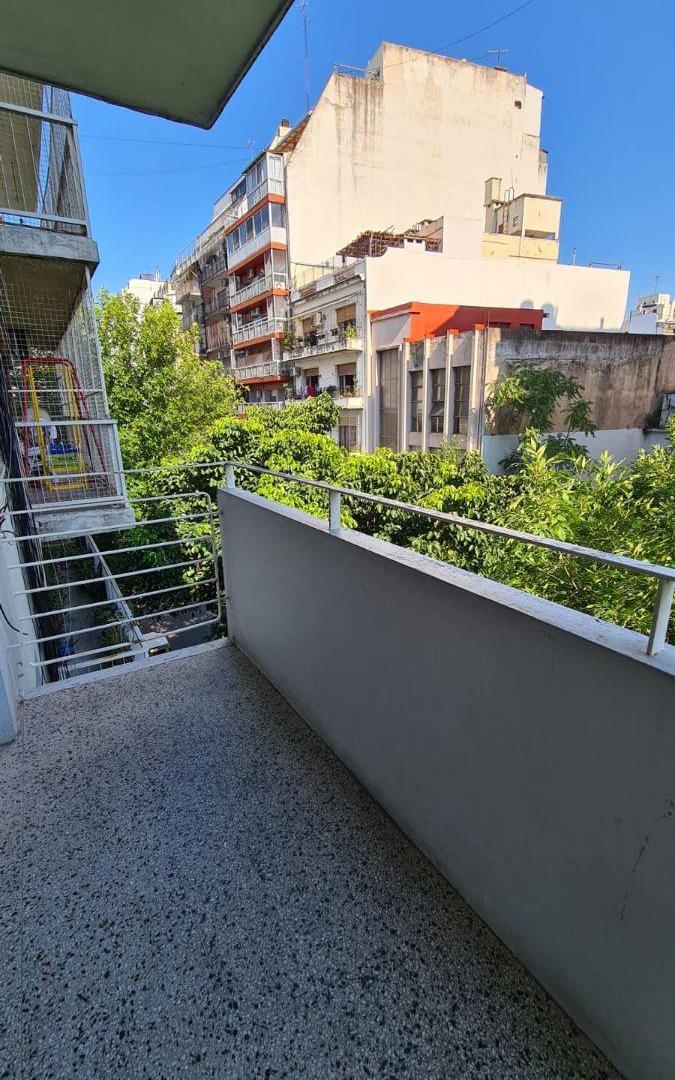 Foto de Muy buen departamento dos ambientes en Abasto !!, imagen 2