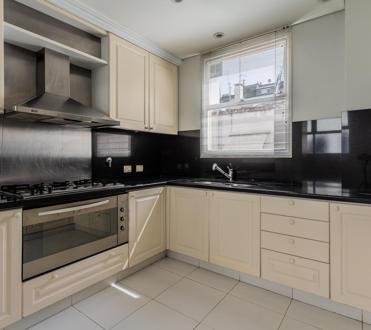 Piso Alto Estilo Francés Refaccionado – 3 Suites Recoleta 3