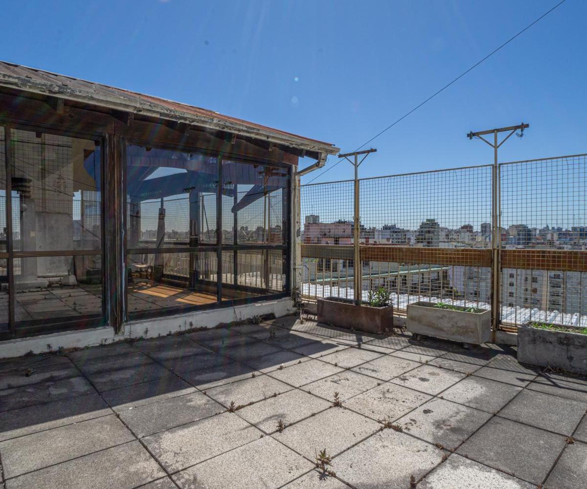 Venta Piso 390 m² en San Telmo, Terraza, Quincho y Cocheras 2