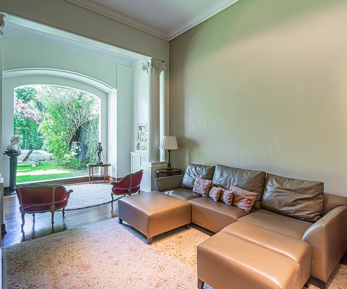 Casa de 550 m² con Piscina y Terraza en Belgrano 1